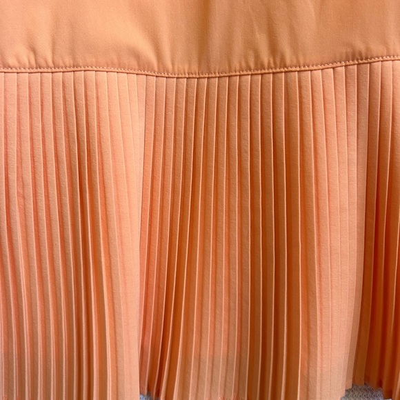 Diadora NWT Large Peach Racerback Pleated Tennis Dress Activewear - Picture 3 of 3